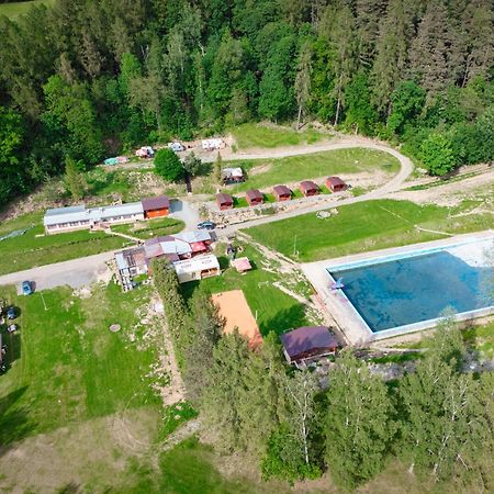 Karavan 3 V Arealu Koupaliste Bystre V Orlickych Horach Exterior photo